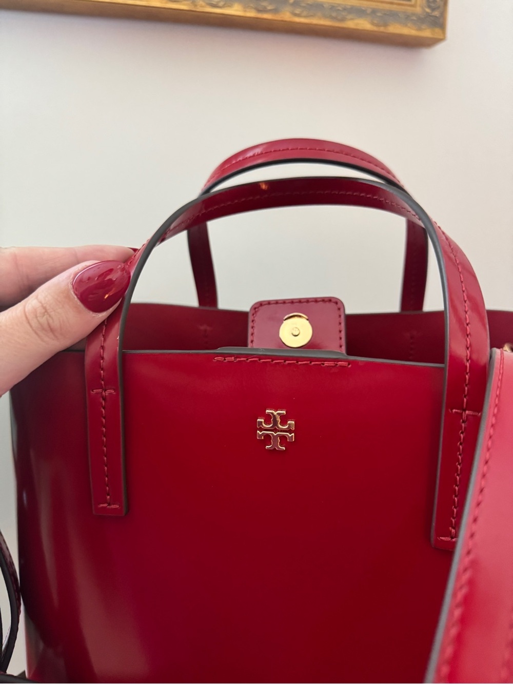 Tory Burch Red Patent Tote with Gold Logo - Picture 8 of 11